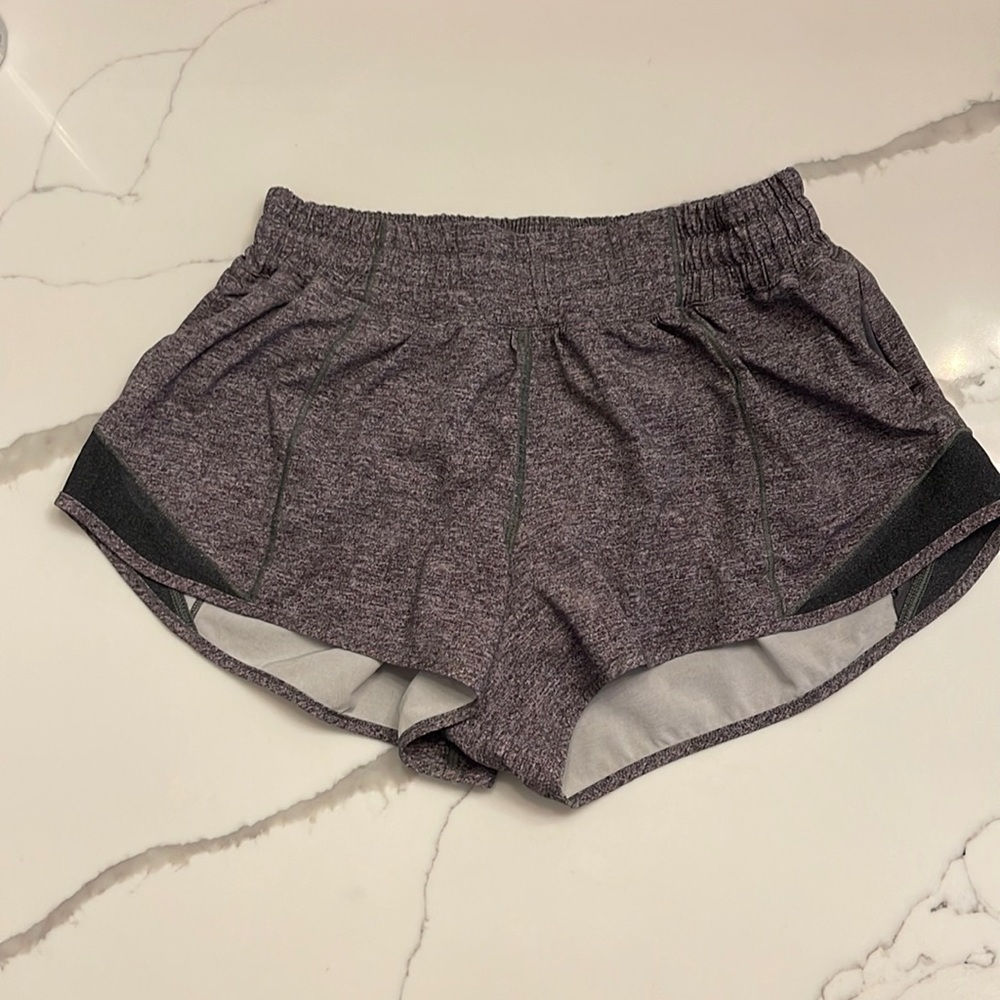 Lululemon Hotta Hot 2.5 Shorts Gray